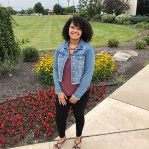 Meet your Posher, Hannah